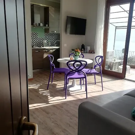 Dream Panorama, Garage In The Center Of *