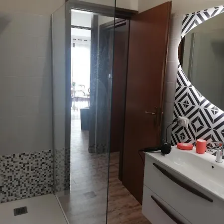 Dream Panorama, Garage In The Center Of Apartman