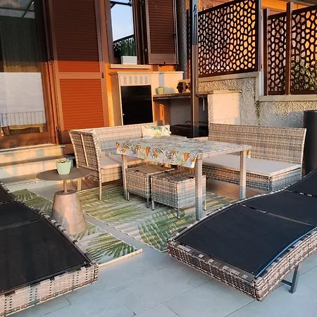 Dream Panorama, Car Garage In The Center Of Varenna