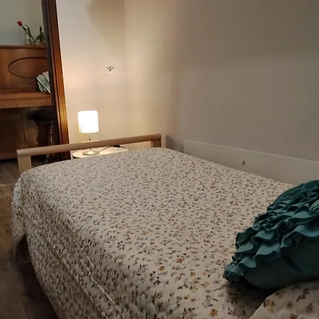 Dream Panorama, Car Garage In The Center Of *