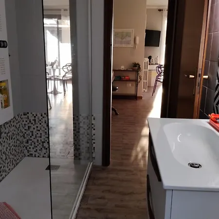 Dream Panorama, Car Garage In The Center Of Apartament *