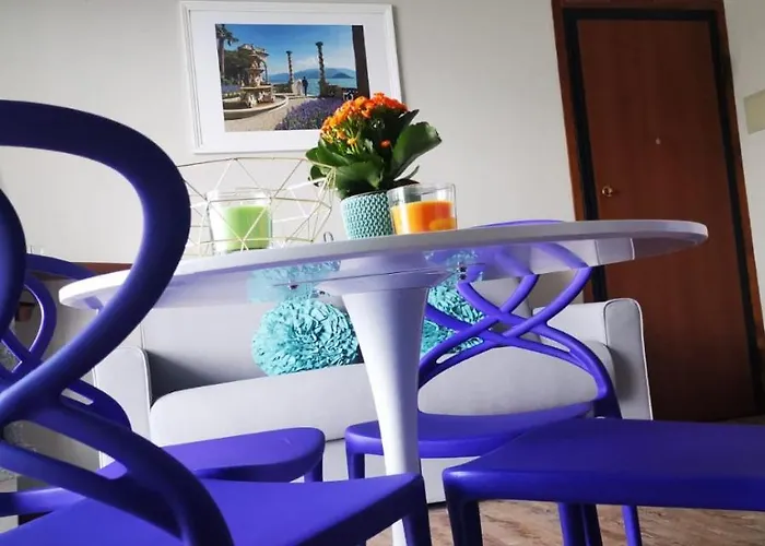 Dream Panorama, Car Garage In The Center Of