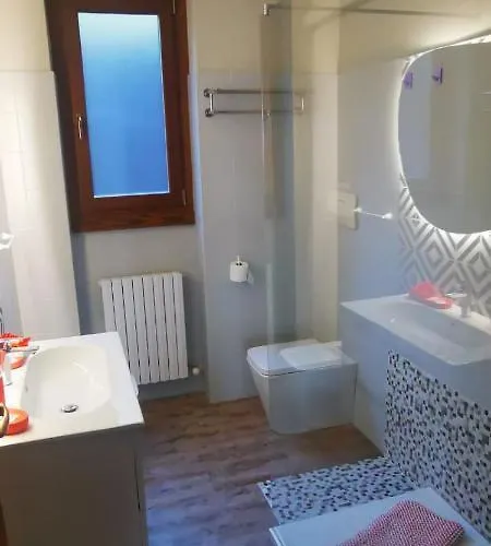 Dream Panorama, Car Garage In The Center Of ורנה