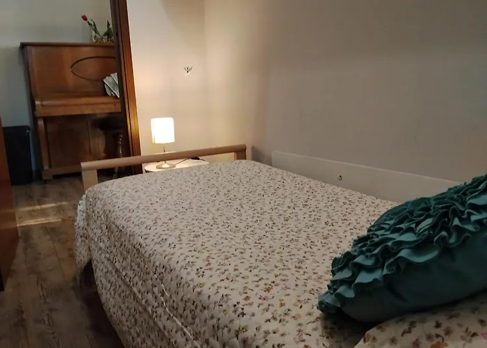 Dream Panorama, Car Garage In The Center Of *