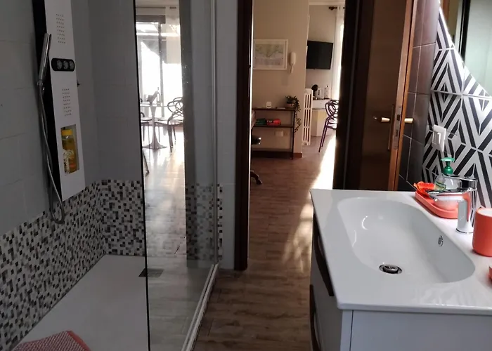 Dream Panorama, Car Garage In The Center Of Apartament *