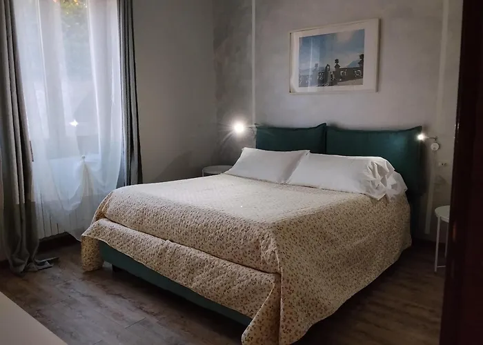 Dream Panorama, Car Garage In The Center Of Apartament Varenna