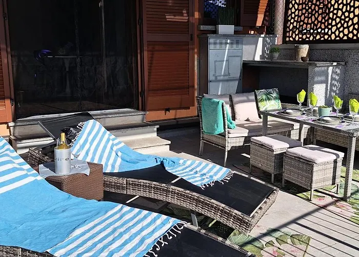 Dream Panorama, Garage In The Center Of Apartamento Varenna